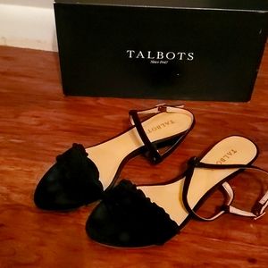 Ankle strap short wedge sandal